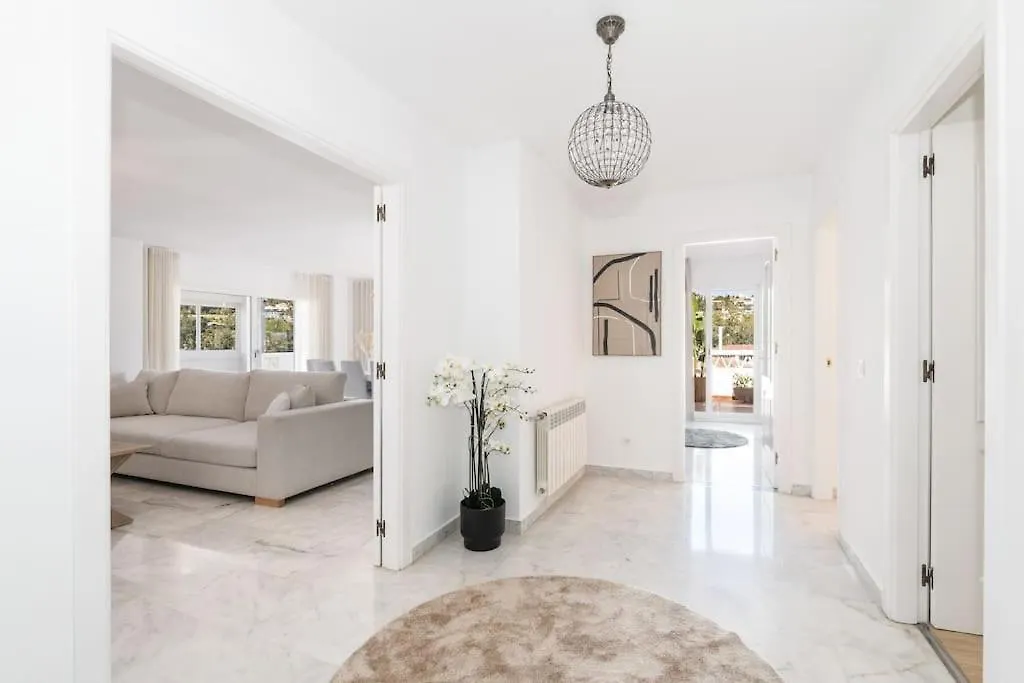 Kayla Penthouse Apartment Marbella
